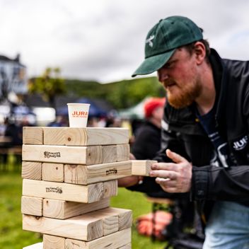 Large Jura Feis 2025 134